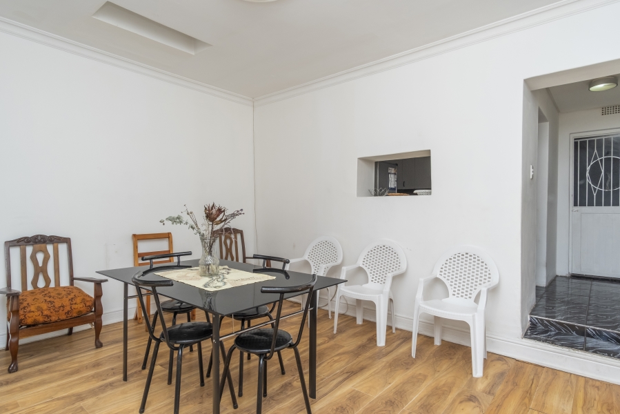 3 Bedroom Property for Sale in Woodstock Western Cape